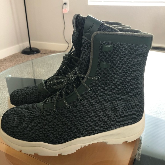 JORDAN waterproof/insulated boots - Picture 1 of 6